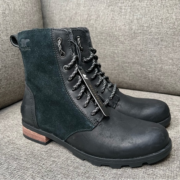 SOREL Emelie Short Lace Ankle Boots Waterproof Black Size 7 US - Picture 5 of 15